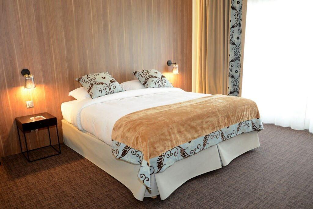 4-chambre-fh.jpg