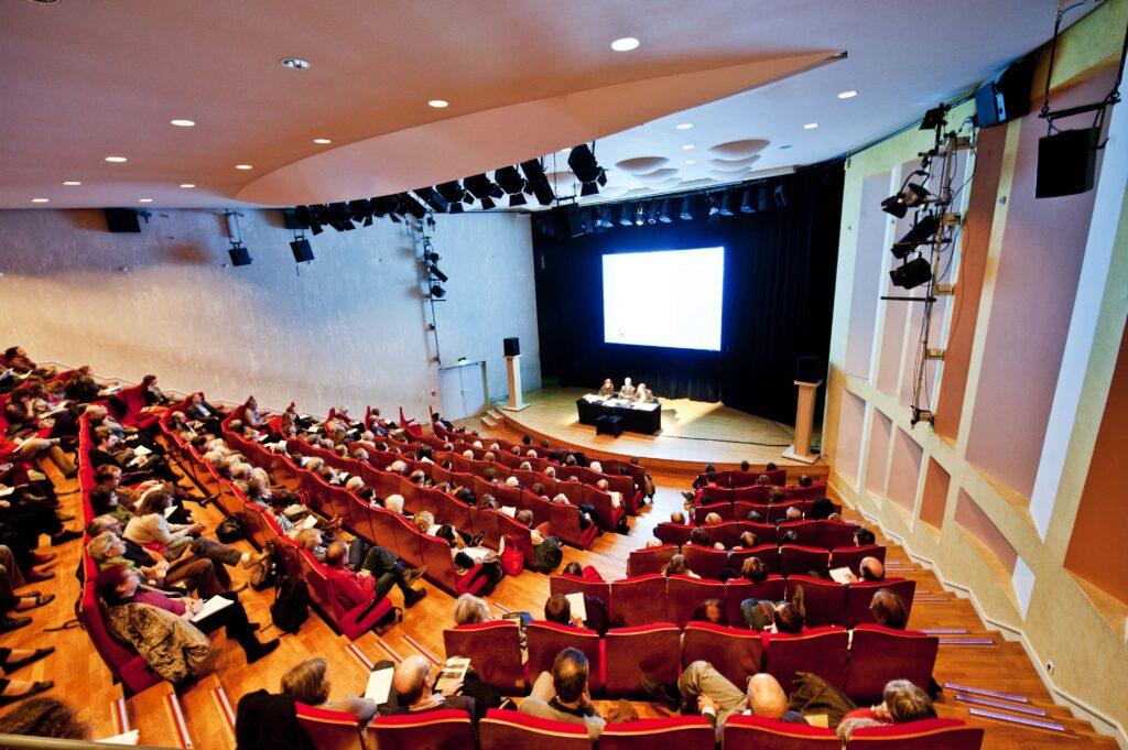 Amphitheatre-Cite-de-la-musique-conference.jpg