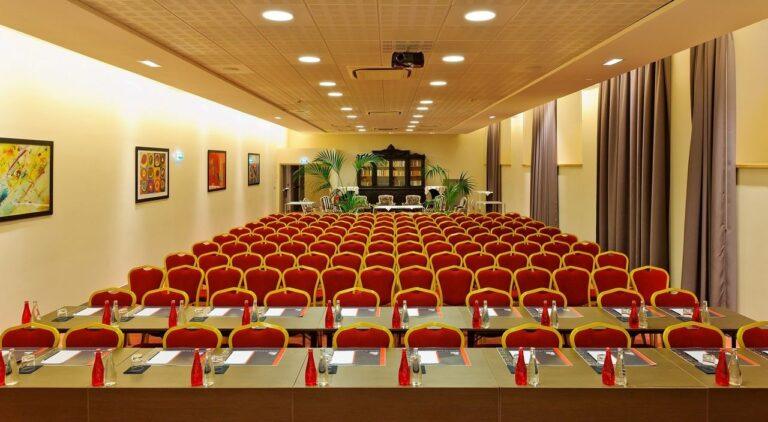 Salle-des-Triomphes.jpg