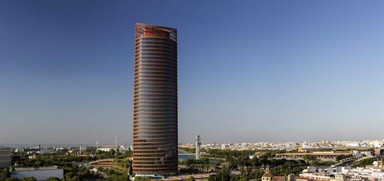 eurostars-torre-sevilla-1lieu1salle-event.jpg