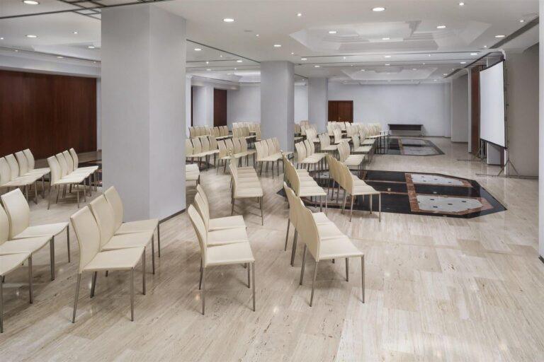melia-sevilla-1lieu1salle-conference.jpg