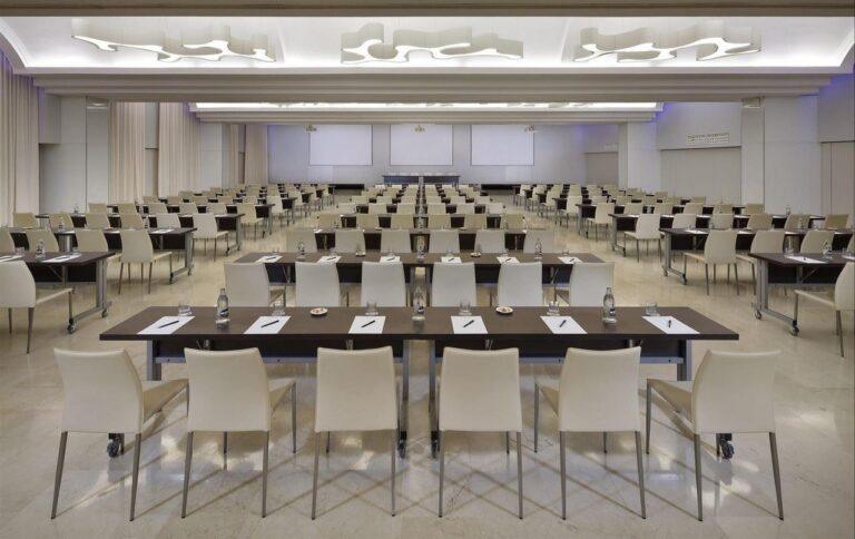 melia-sevilla-1lieu1salle-meetings.jpg