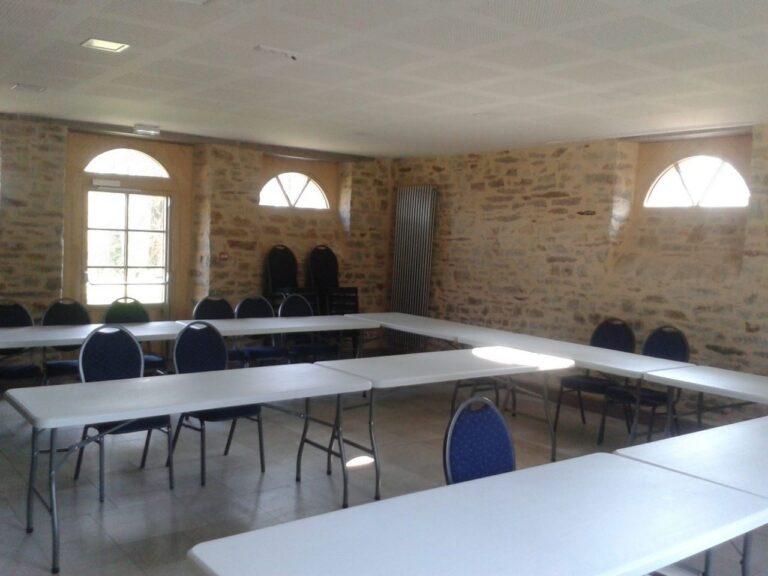Basse-Cour-salle.jpg