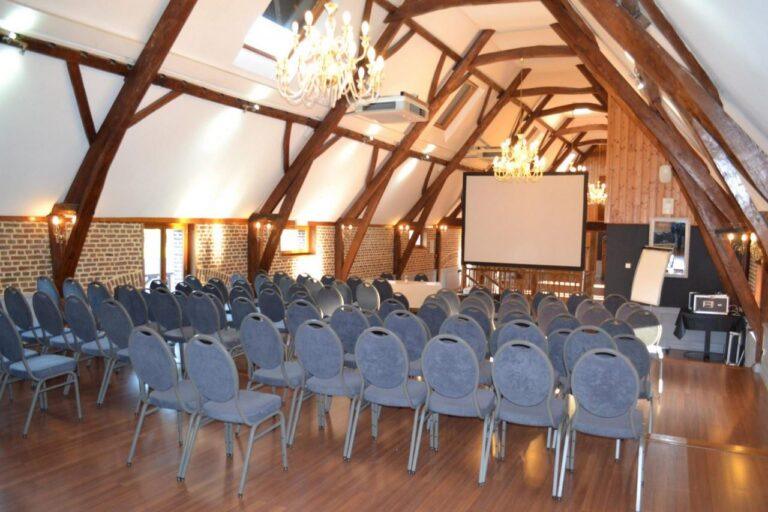 Cathedrale-Conference-1-rezise.jpg