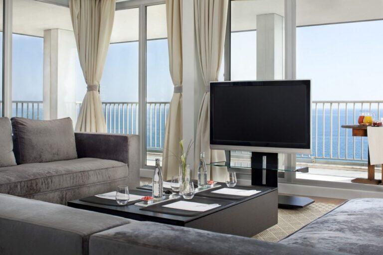 Presidential-Suite-creative-meeting-setup.jpg