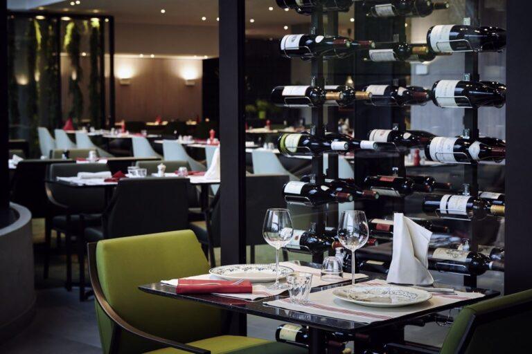 Pullman-CDG-Airport-Restaurant-et-Vinoteca-Culinaire-Bazaar.jpg