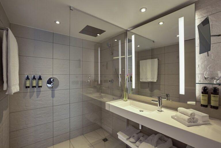 Pullman-CDG-Airport-Salle-de-bain.jpg