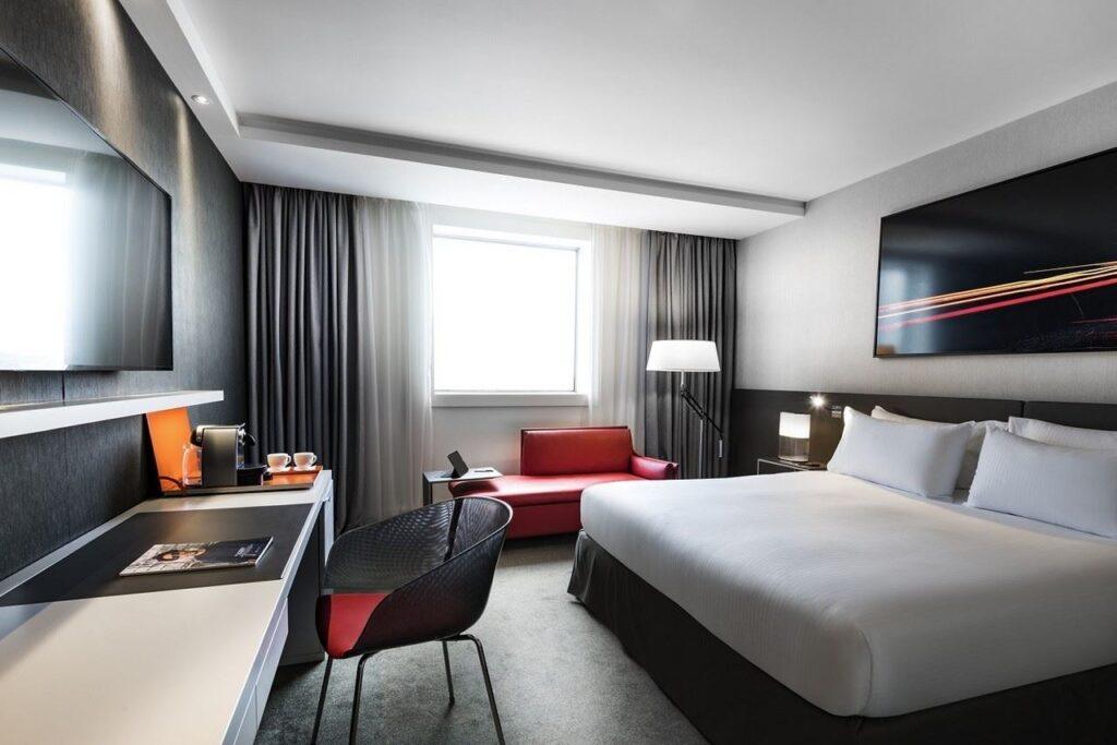 Pullman-La-Defense-chambre-De-Luxe-2.jpg