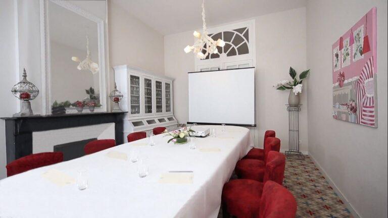 SEMINAIRES_salle_blanche.jpg