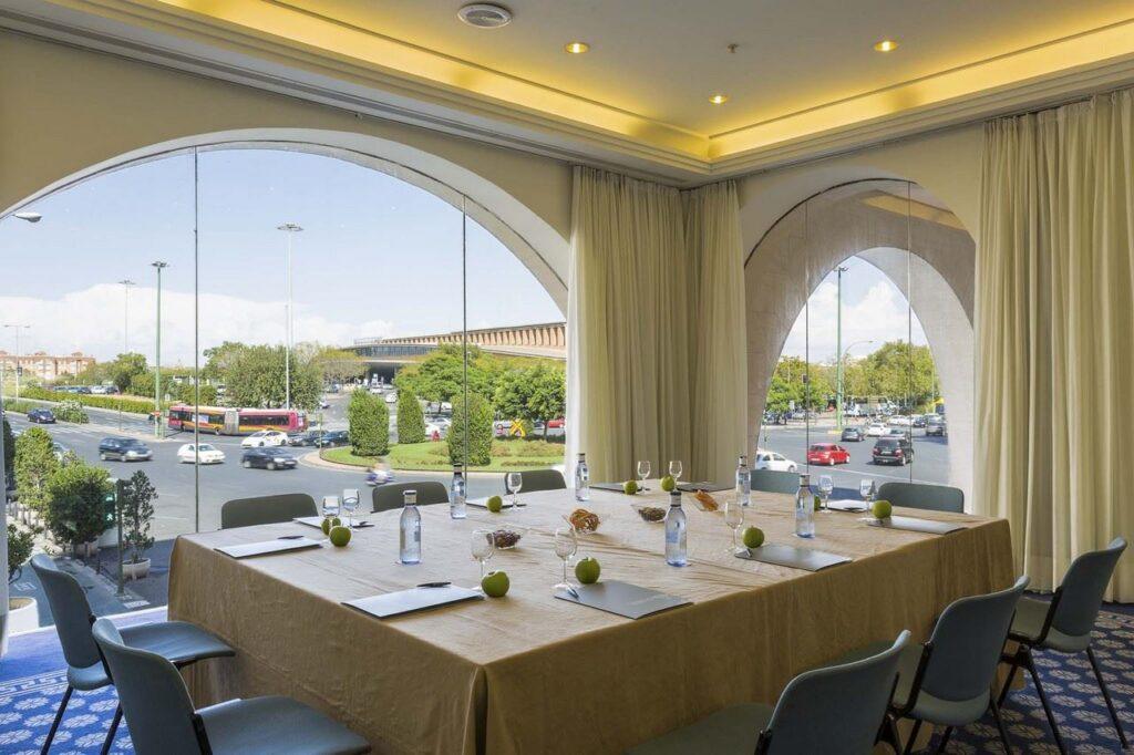 ayre-hotel-sevilla-1lieu1salle-conferences.jpg