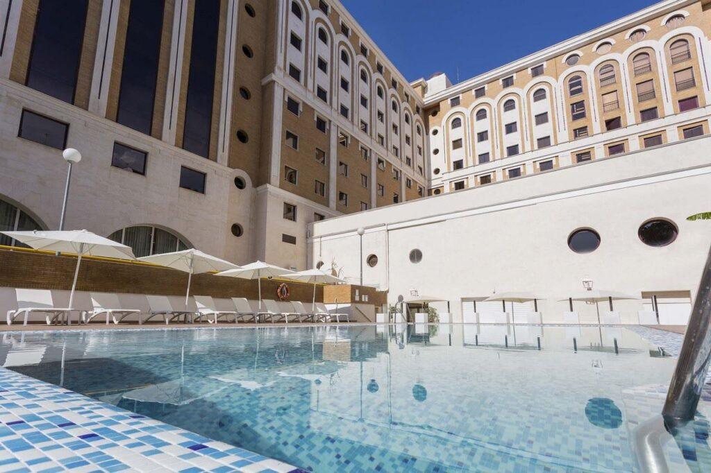 ayre-hotel-sevilla-1lieu1salle-seminaire.jpg