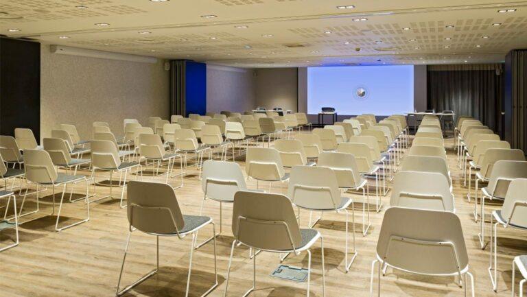 heliopic-hotel-spa-1lieu1salle-meetings.jpg