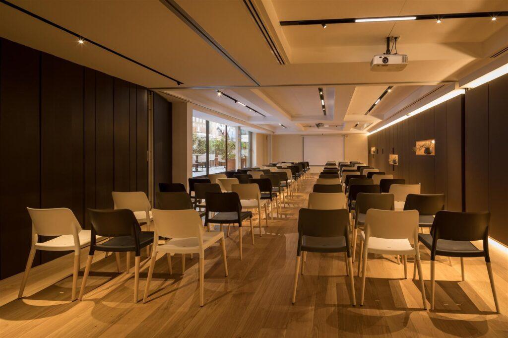 ohla-eixample-1lieu1salle-conference.jpg