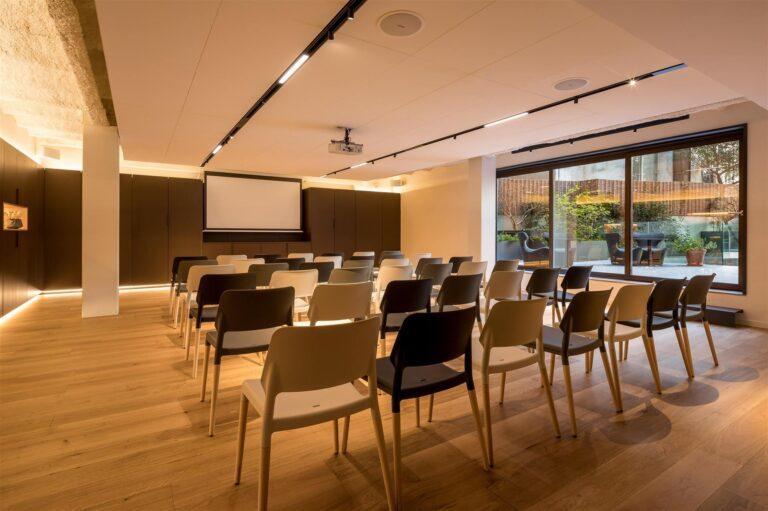 ohla-eixample-1lieu1salle-meetings.jpg
