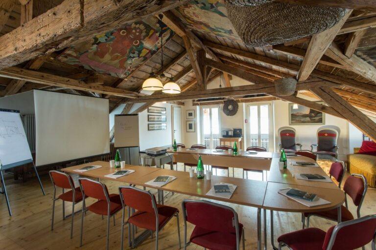 15.salle-seminaire.2.2Mo.jpg