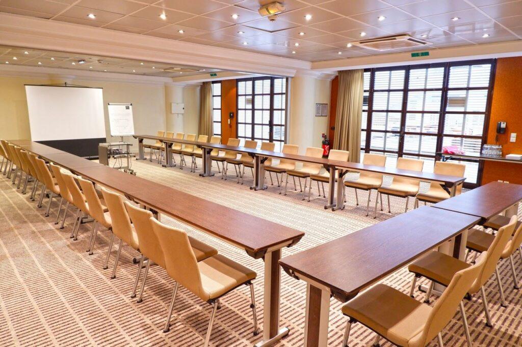 AC-Ambassadeur_Meeting-room_Nina-Simone-AB_U_Rebecca_3.jpg