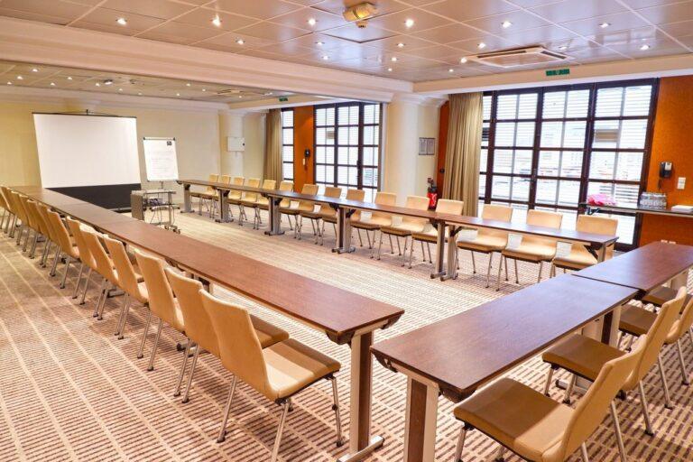 AC-Ambassadeur_Meeting-room_Nina-Simone-AB_U_Rebecca_3.jpg
