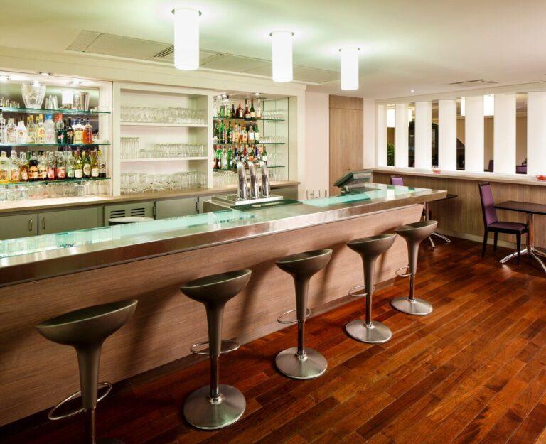 Bar-NEW.jpg