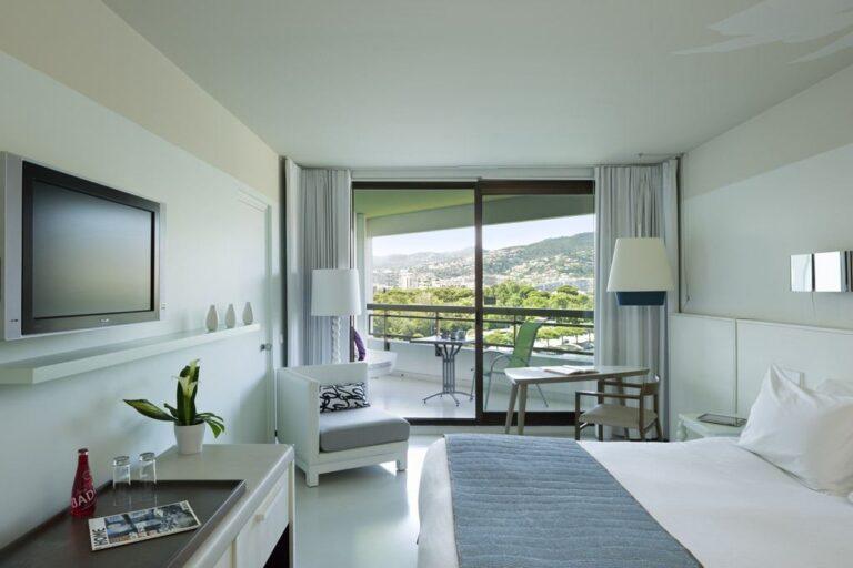 CHAMBRE-COTE-GOLF.jpg
