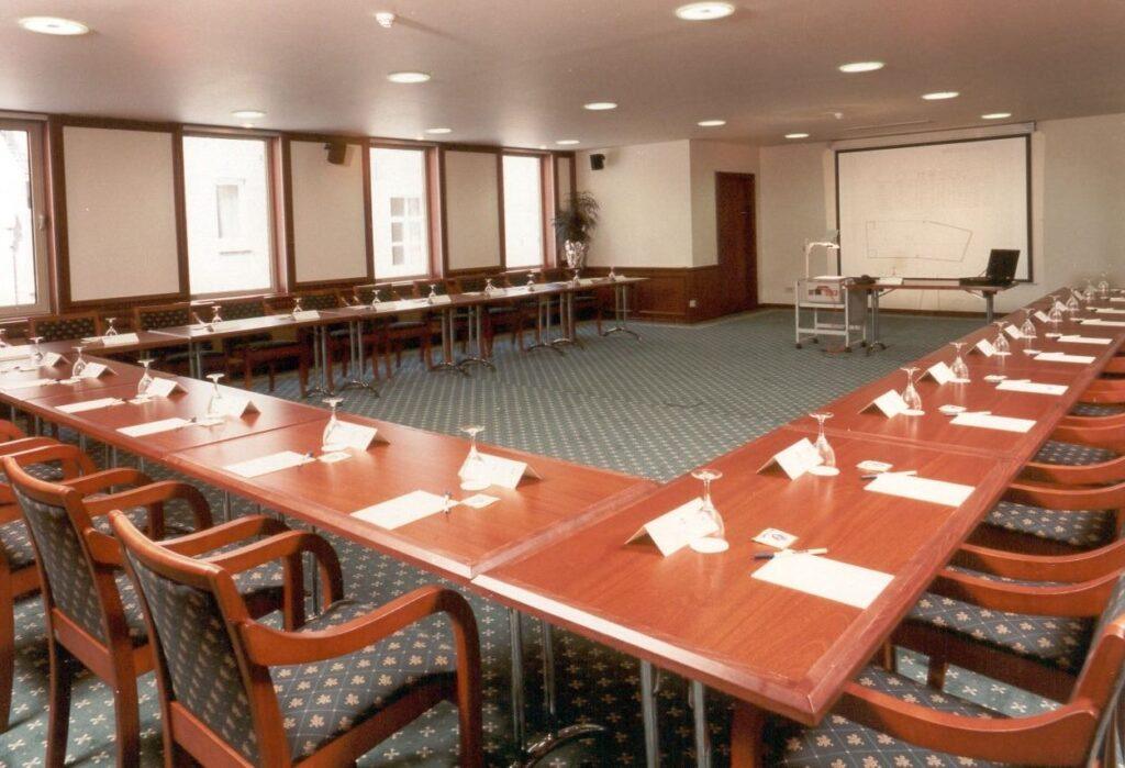 Meeting-room-LORENZO.jpg