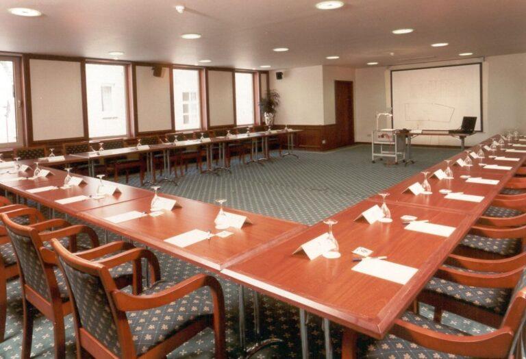 Meeting-room-LORENZO.jpg