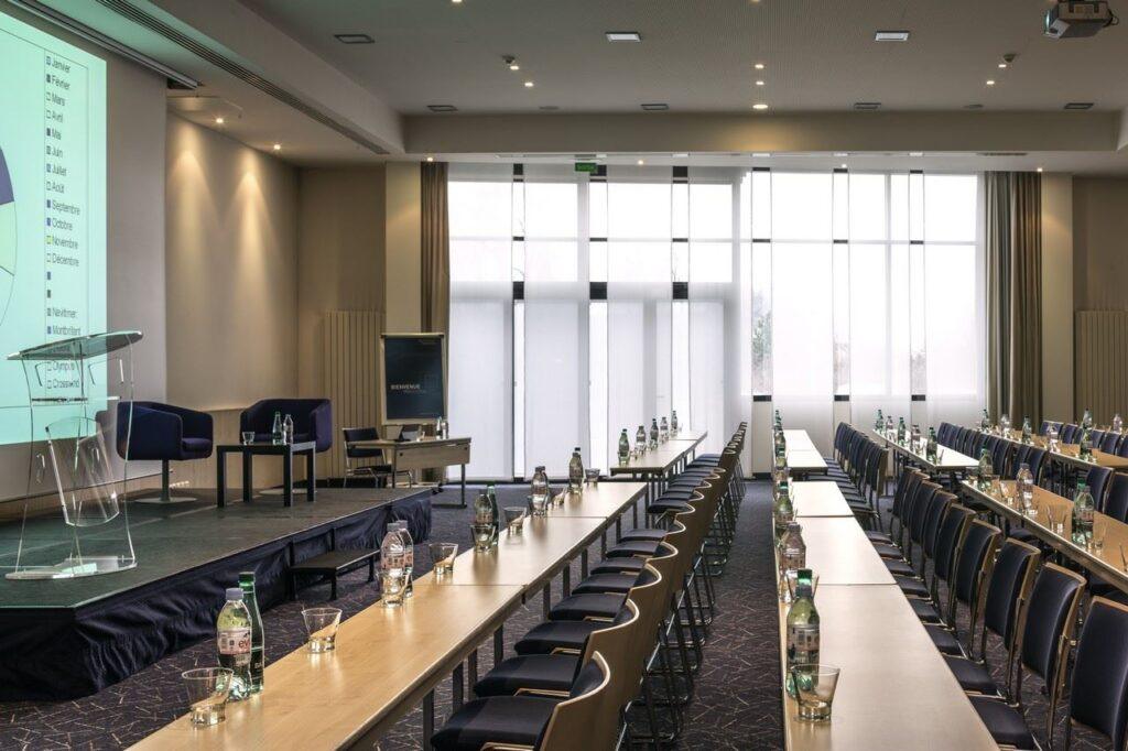 Novotel-CW-Navitimer.jpg