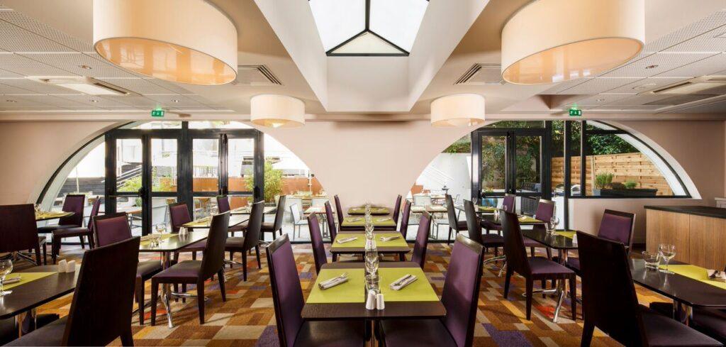 Restaurant-2-NEW.jpg