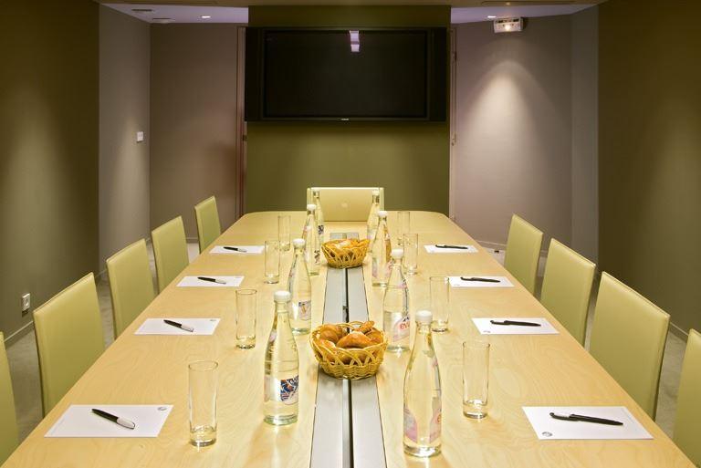 Salon-EXECUTIVE.jpg