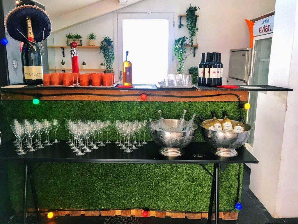 Suite-Piscine-cocktail.jpg