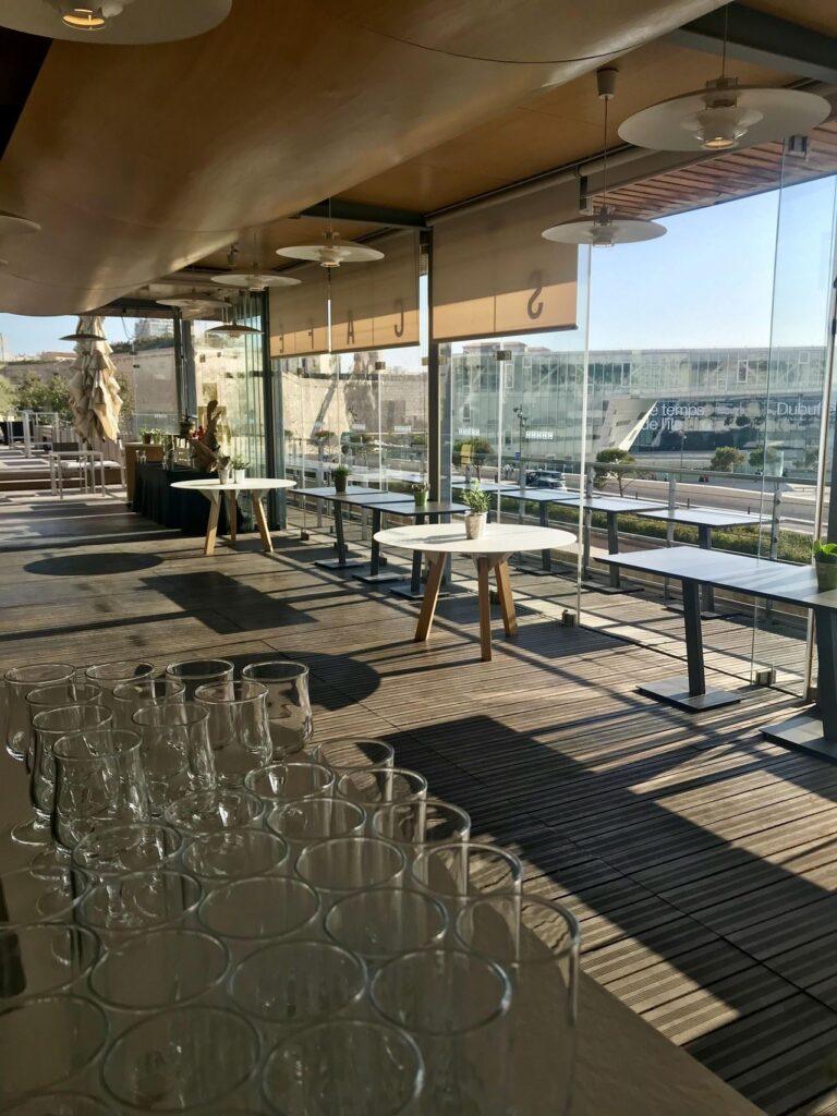 Terrasse-couverte-cocktail.jpg