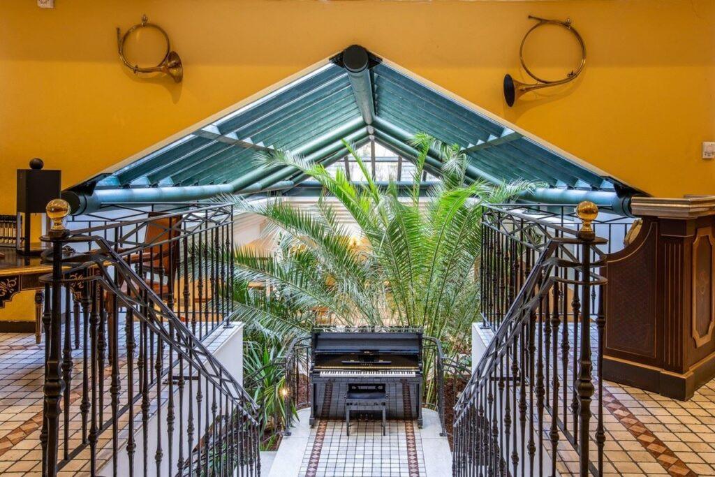 VBeaumarchais_Escalier_M19A9960.jpg