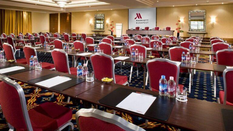 budapest-marriott-1lieu1salle-conventions.jpg