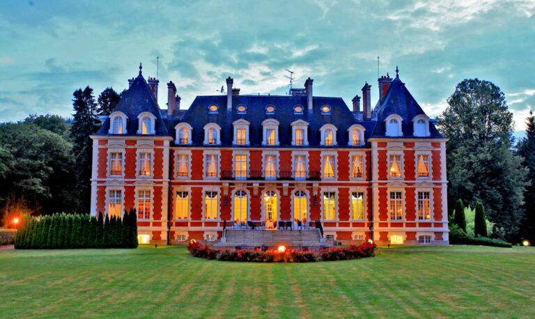 chateau-cazine-1lieu1salle-event.jpg