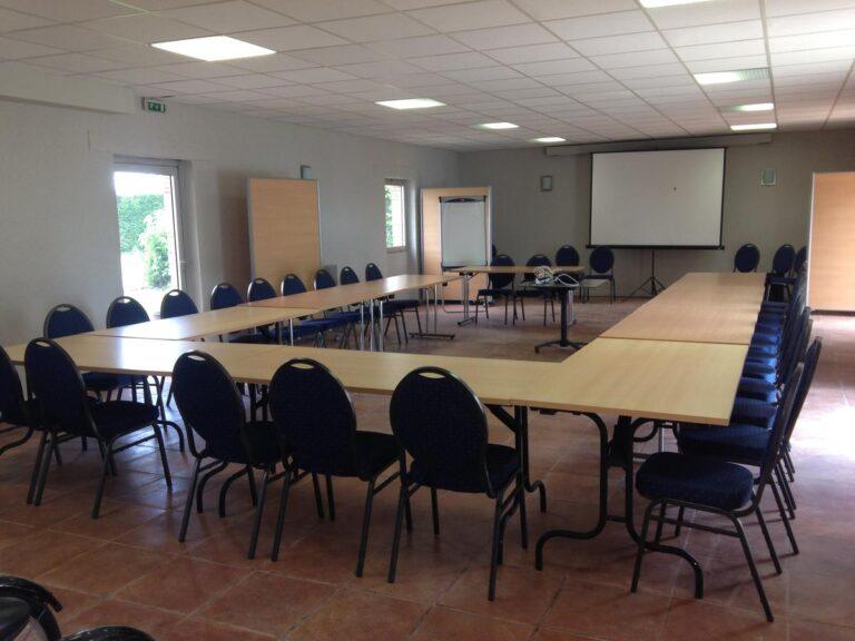 chateau-saint-marcel-1lieu1salle-seminaire.jpg