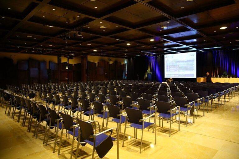 fycma-1lieu1salle-reunion.jpg