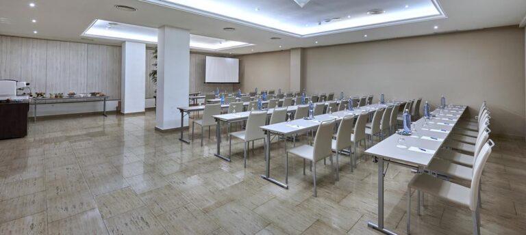 hesperia-cordoba-1lieu1salle-seminaires.jpg