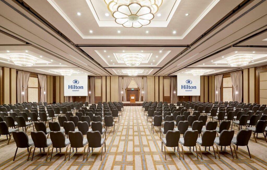 hilton-budapest-1lieu1salle-conference.jpg