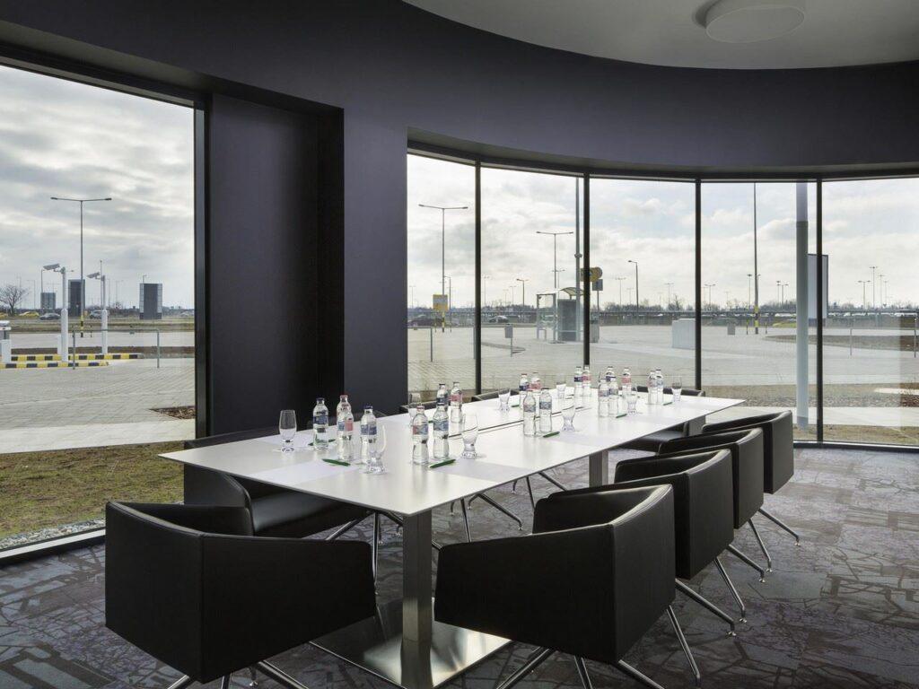 ibis-styles-budapest-airport-1lieu1salle-meetings.jpg