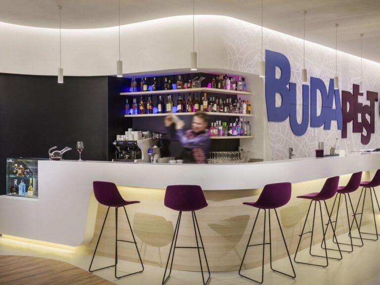 ibis-styles-budapest-airport-1lieu1salle-seminaire.jpg