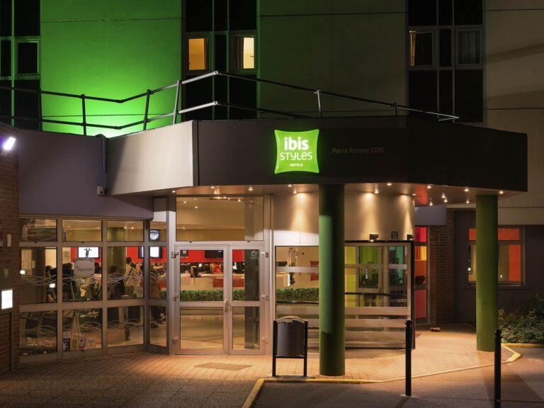 http://www.accorhotels.com/0815