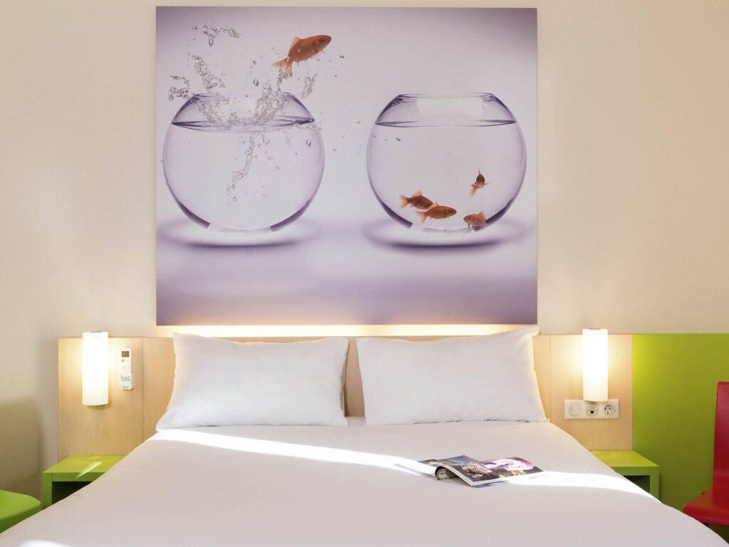 http://www.accorhotels.com/0815