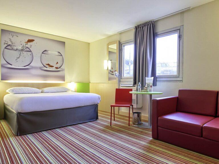 http://www.accorhotels.com/0815