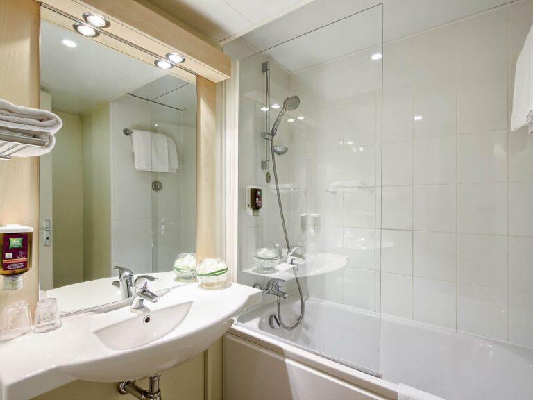 http://www.accorhotels.com/0815