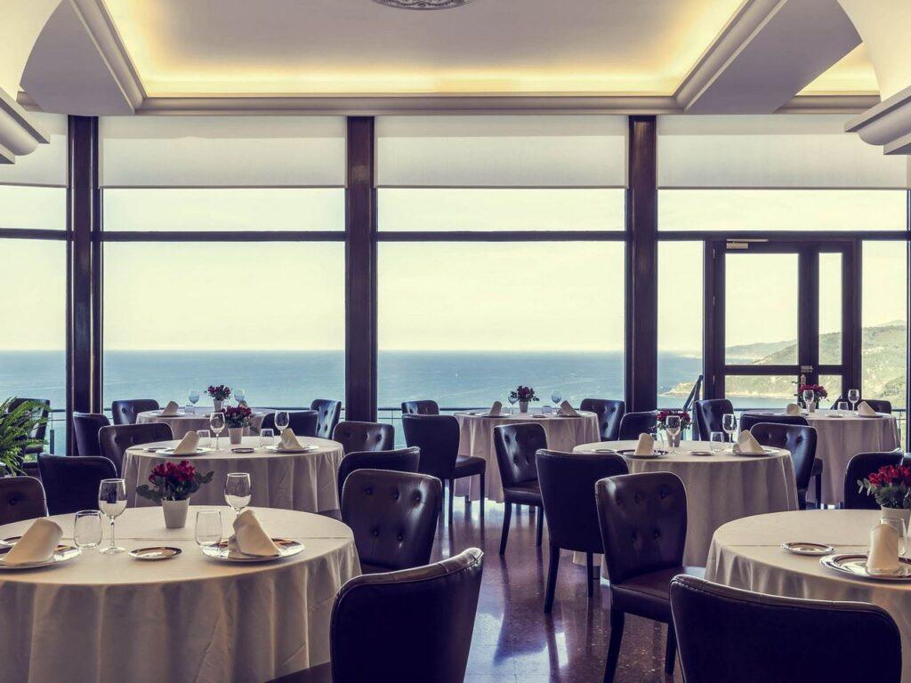 mercure-san-sebastian-monte-igueldo-1lieu1salle-reunions.jpg