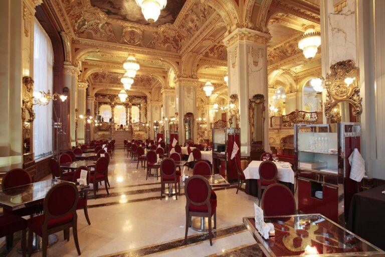 new-york-palace-budapest-1lieu1salle-reunion.jpg