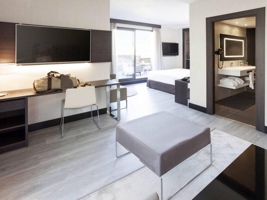novotel-madrid-center-1lieu1salle-events.jpg