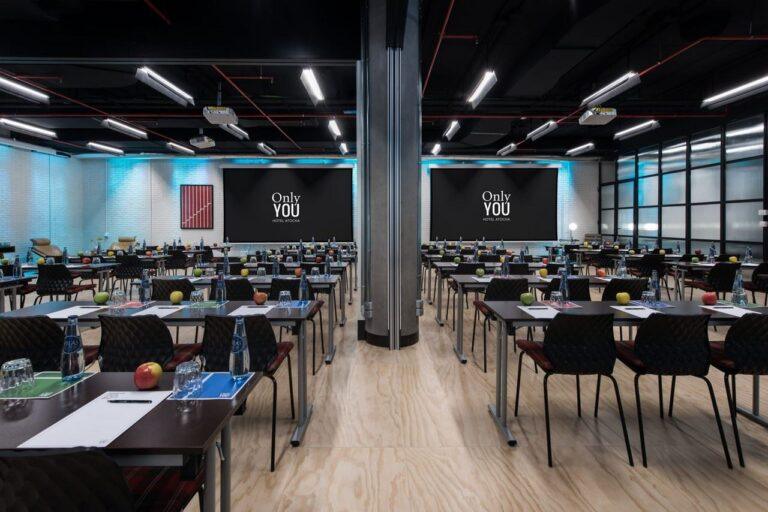 only-you-atocha-1lieu1salle-conference.jpg