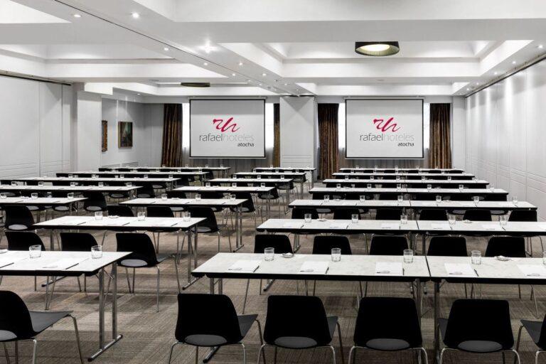 rafaelhoteles-atocha-1lieu1salle-meeting.jpg