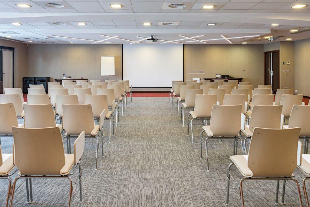 rg1et-2-theatre.jpg