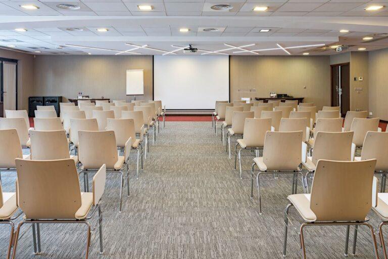 rg1et-2-theatre.jpg